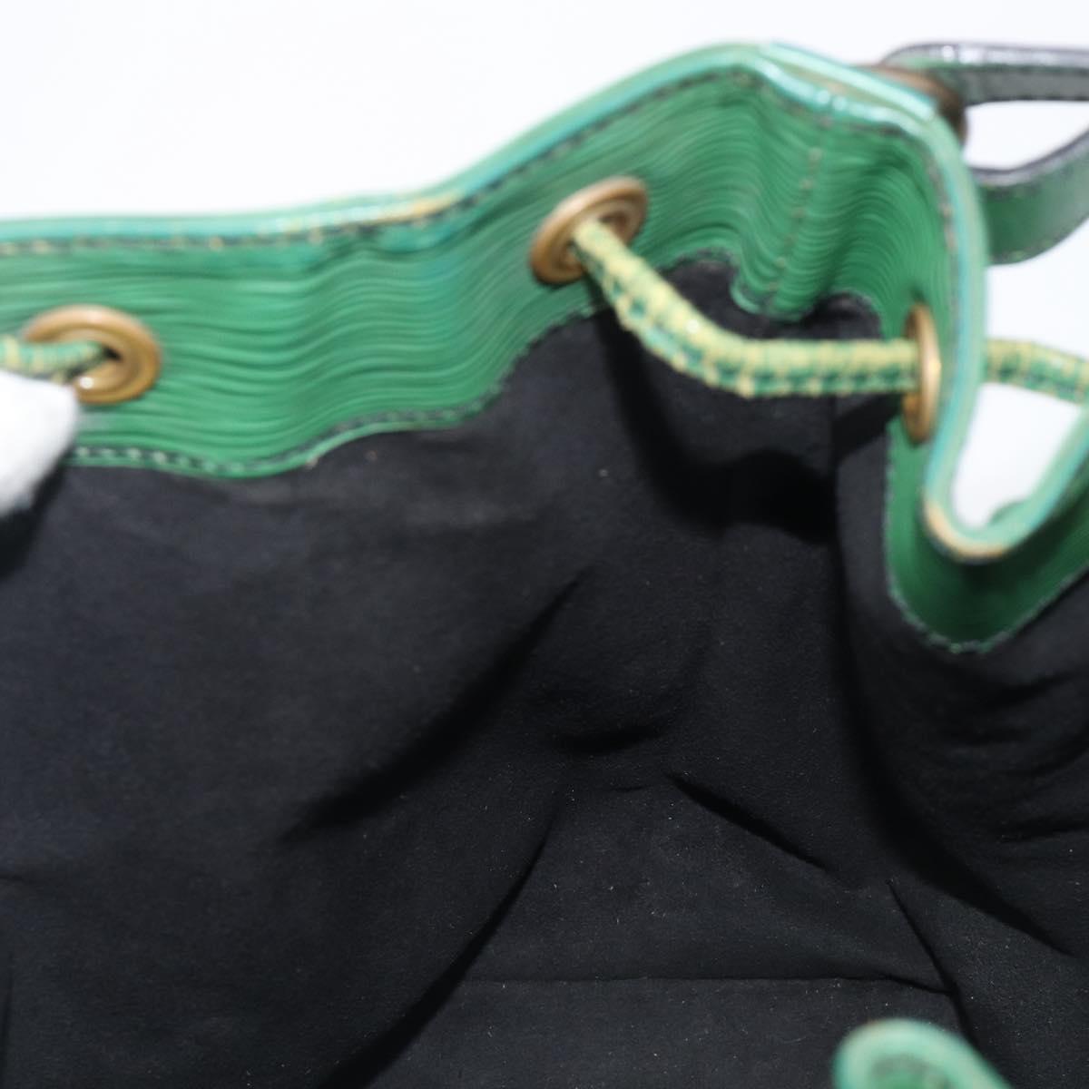 LOUIS VUITTON Epi Petit Noe Shoulder Bag Green M44104 LV Auth 205877