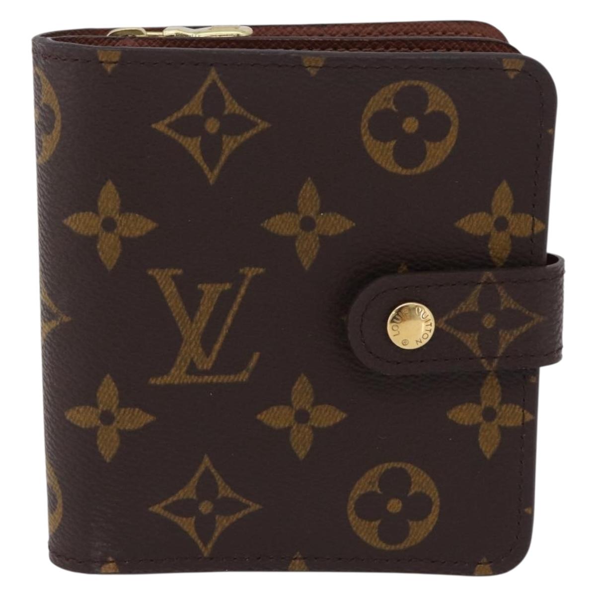 LOUIS VUITTON Monogram Compact zip Wallet M61667 LV Auth 205889V