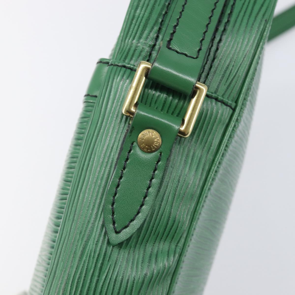 LOUIS VUITTON Epi Danube Shoulder Bag Green M45634 LV Auth 205909A