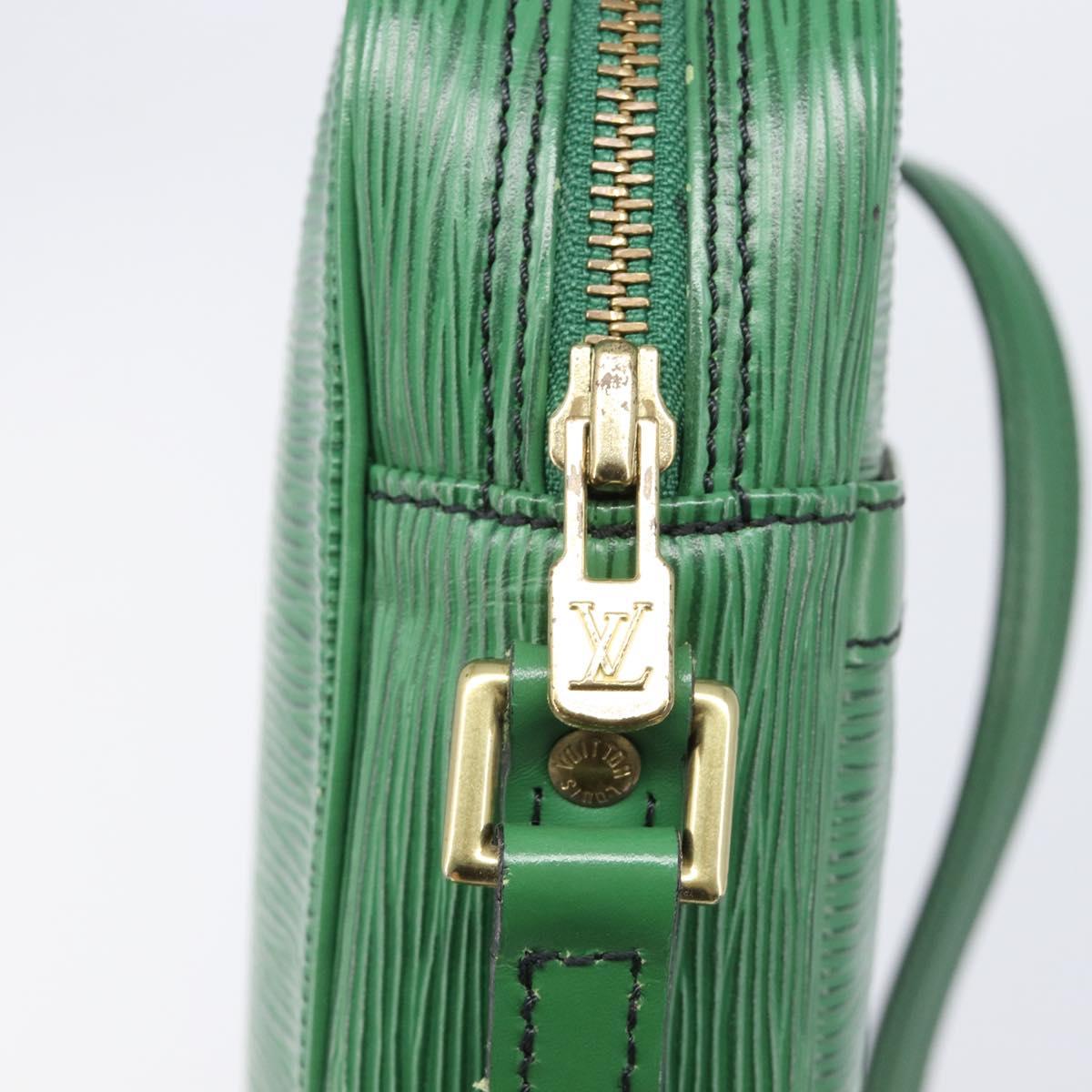 LOUIS VUITTON Epi Danube Shoulder Bag Green M45634 LV Auth 205909A