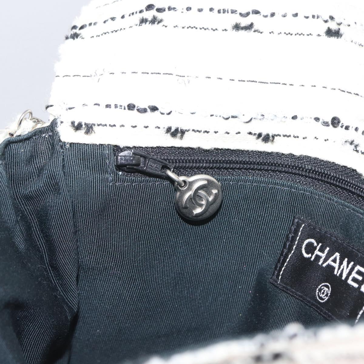 CHANEL Chain Shoulder Bag Tweed White Silver CC Auth 205917V