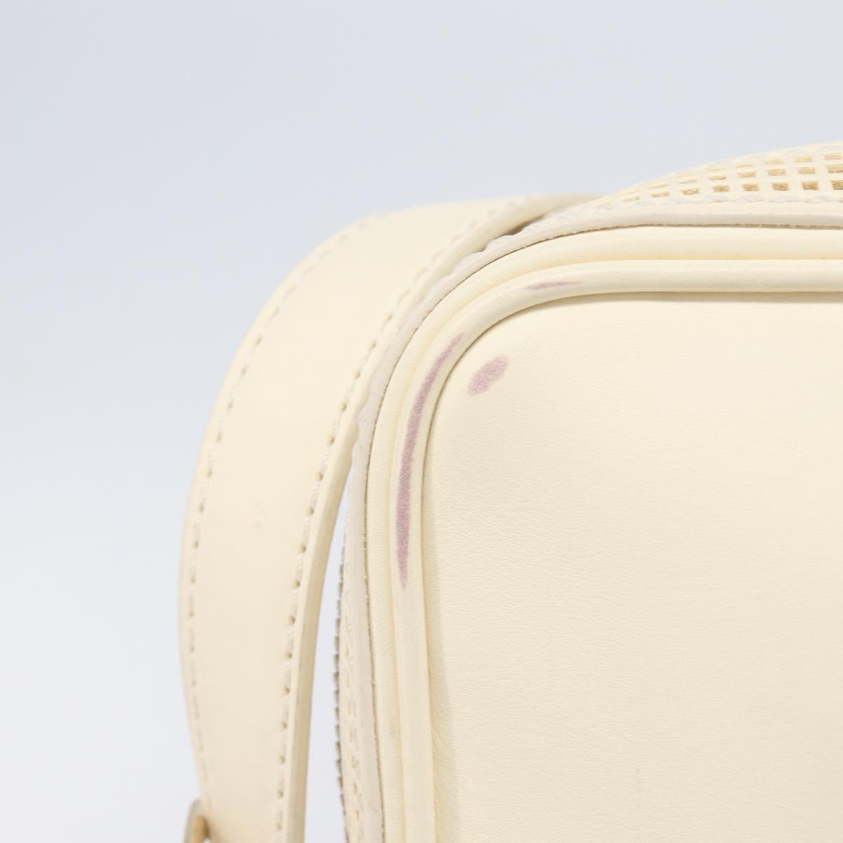 LOUIS VUITTON Cuir Bequia Trotteur MM Bag Leather White M95359 LV Auth 205951