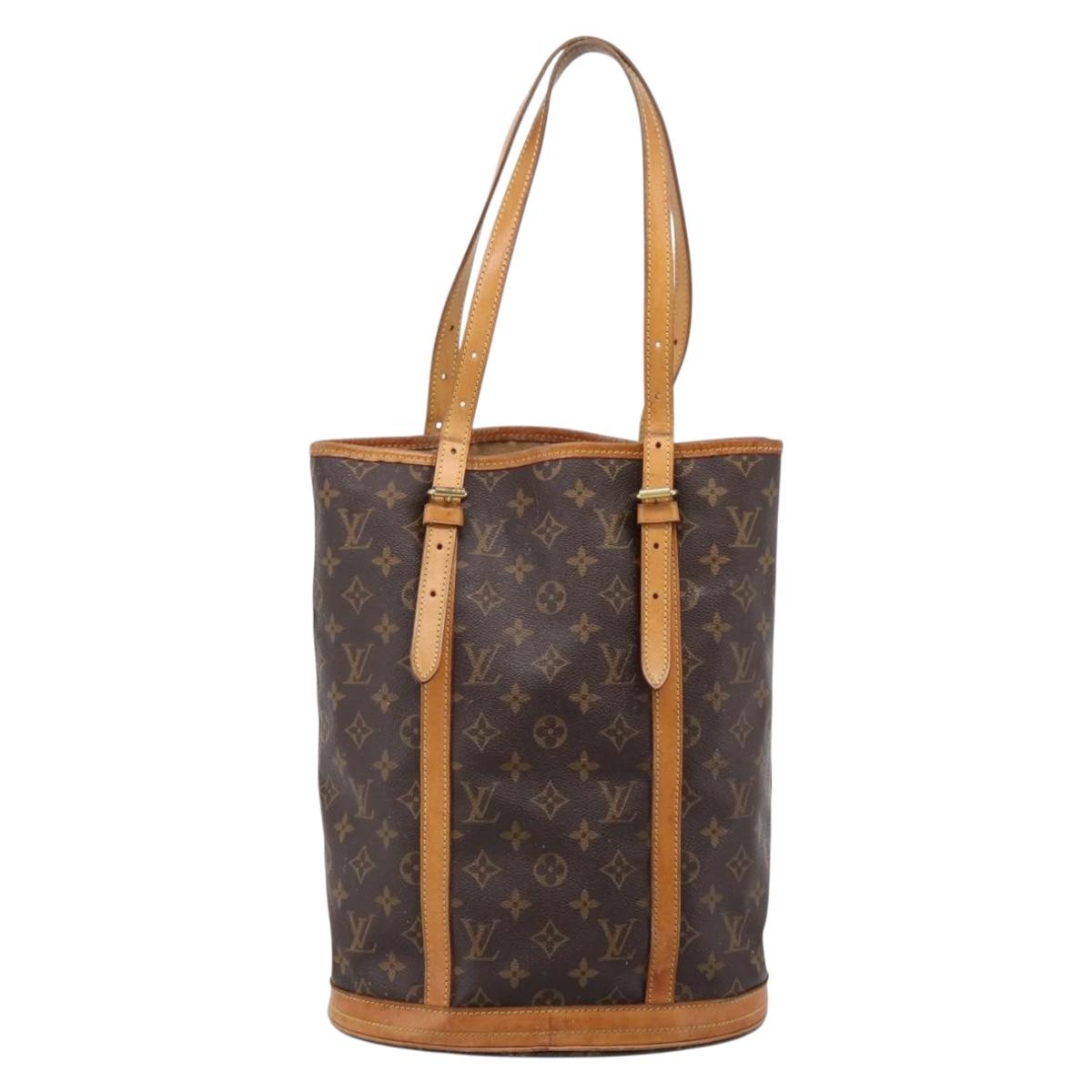 LOUIS VUITTON Monogram Bucket GM Shoulder Bag M42236 LV Auth 205955