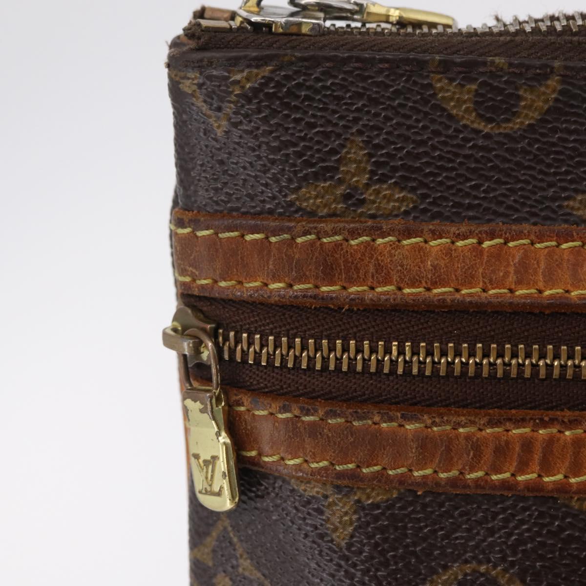 LOUIS VUITTON Monogram Pochette Bosphore Shoulder Bag M40044 LV Auth 206028