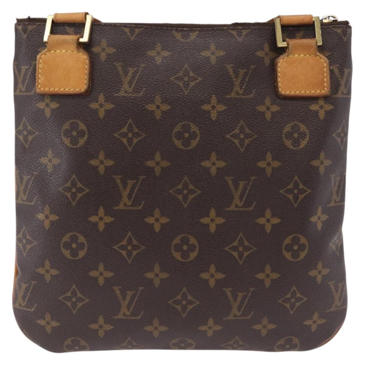 LOUIS VUITTON Monogram Pochette Bosphore Shoulder Bag M40044 LV Auth 206028