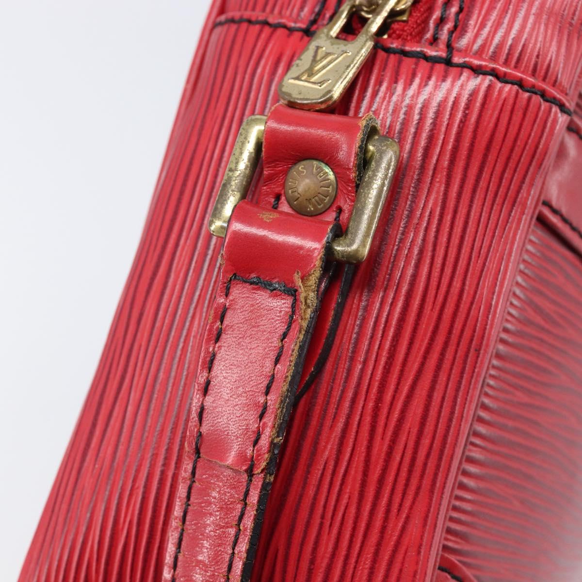 LOUIS VUITTON Epi Trocadero 23 Shoulder Bag Red M52307 LV Auth 206032