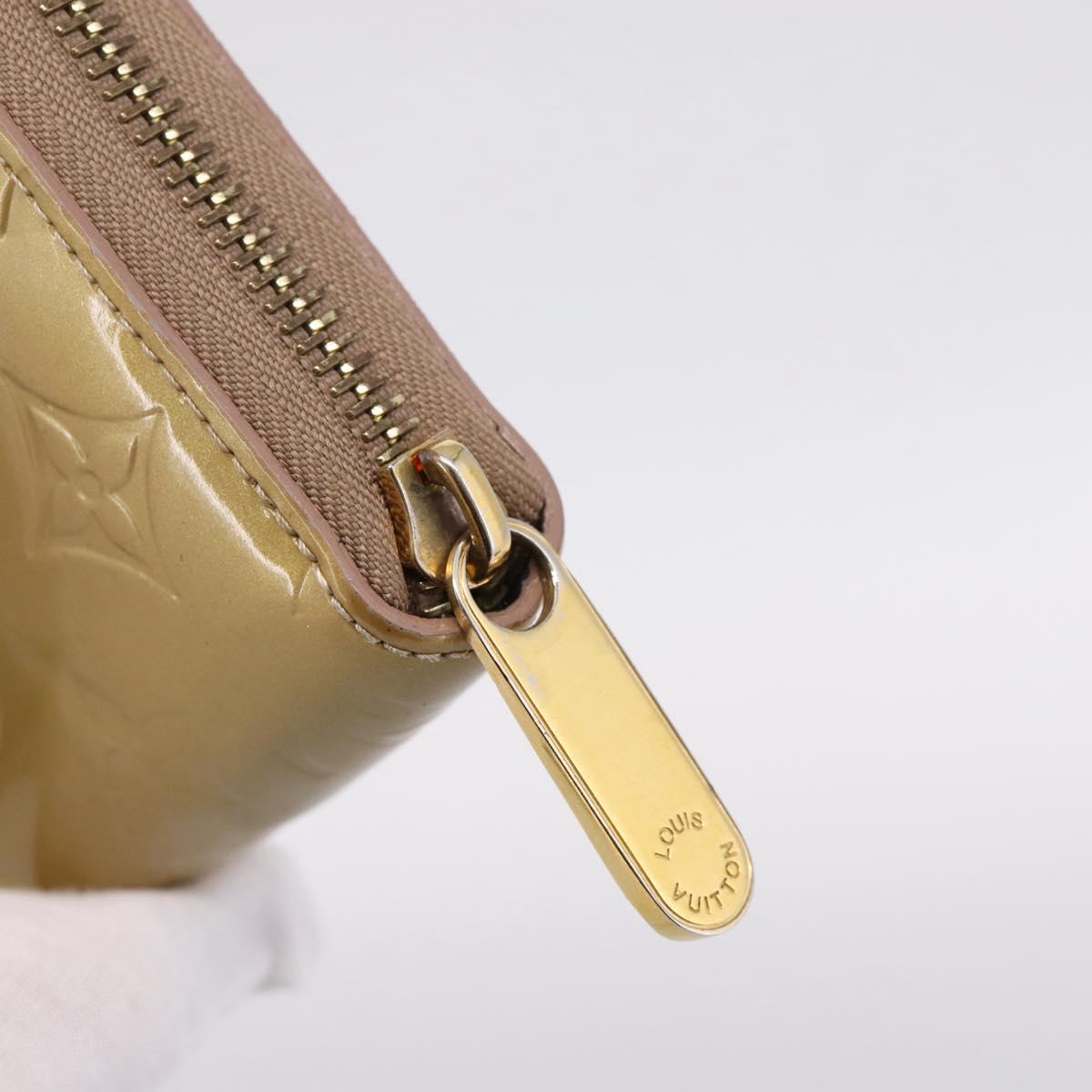 LOUIS VUITTON Vernis Zippy Wallet Wallet Beige Poodle M91761 LV Auth 206068