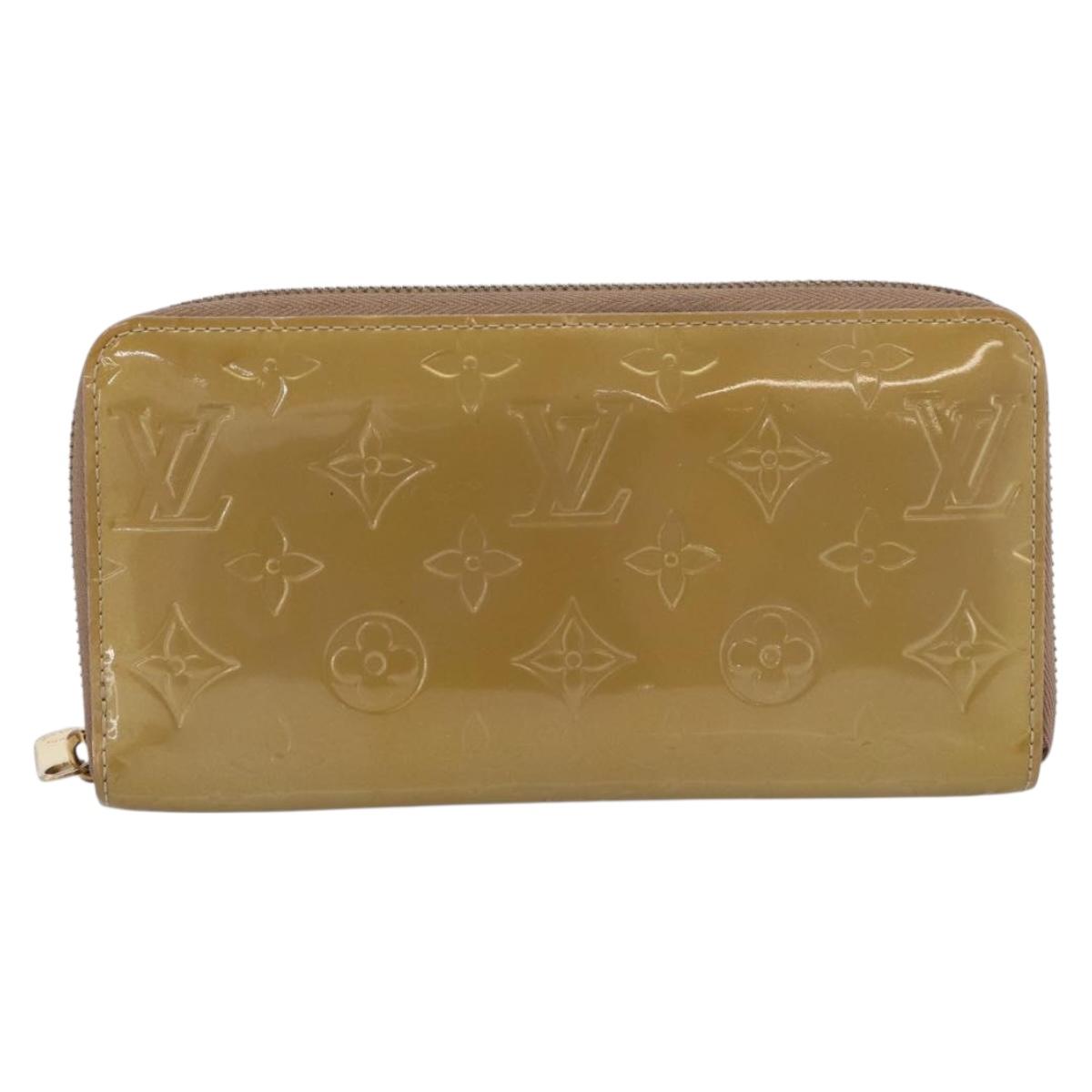 LOUIS VUITTON Vernis Zippy Wallet Wallet Beige Poodle M91761 LV Auth 206068