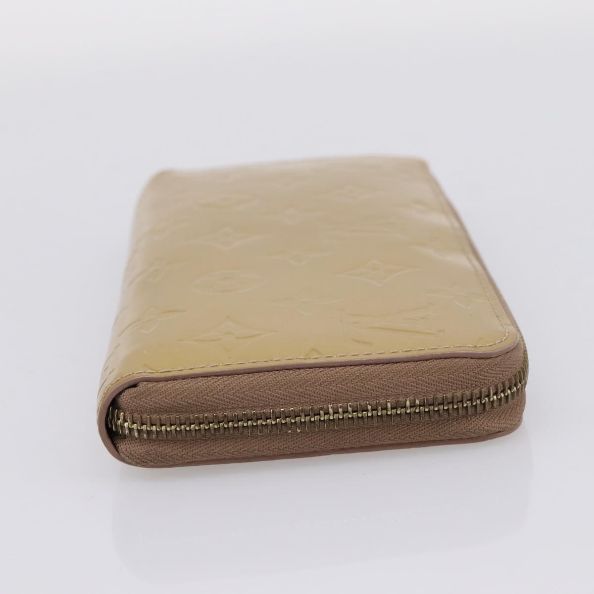 LOUIS VUITTON Vernis Zippy Wallet Wallet Beige Poodle M91761 LV Auth 206068