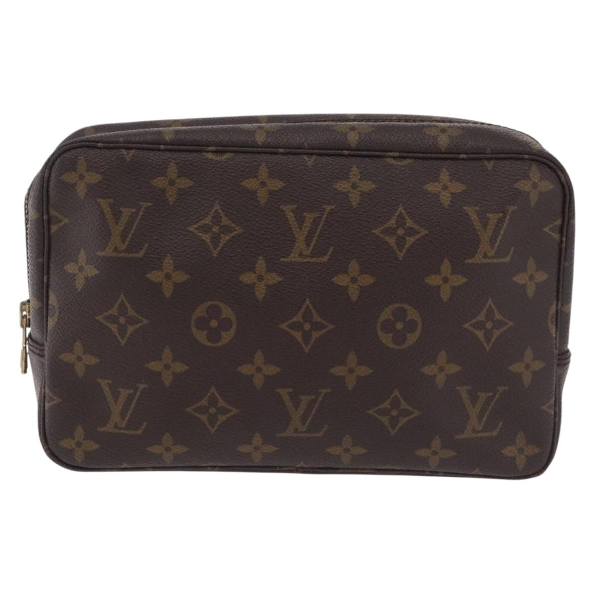LOUIS VUITTON Monogram Trousse Toilette 28 Clutch Bag M47522 LV Auth 206244