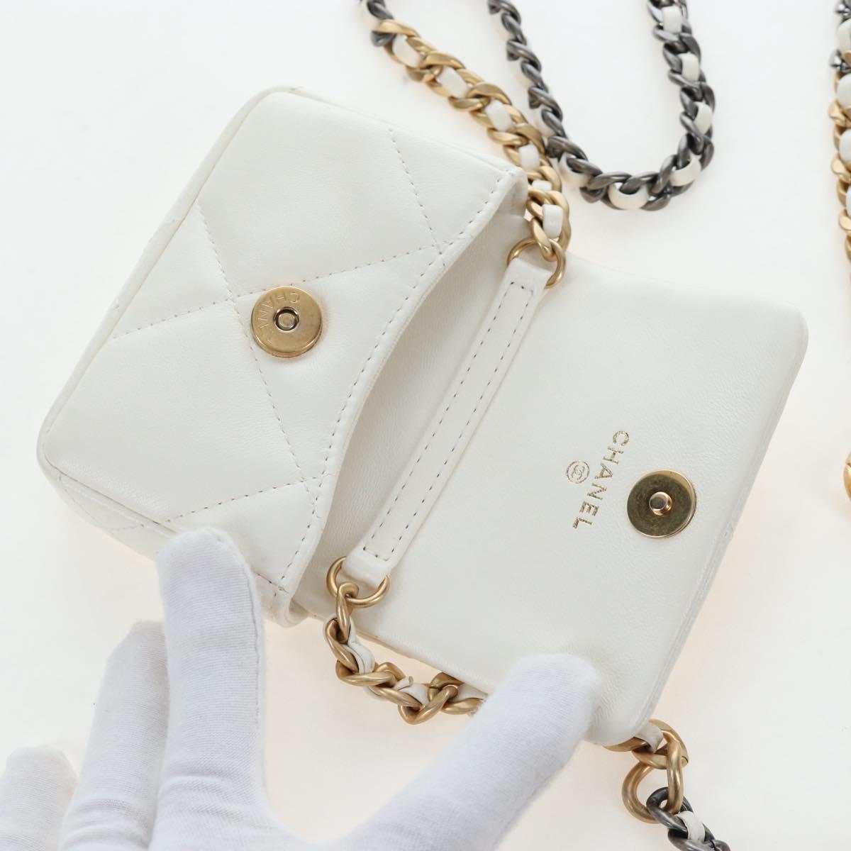 CHANEL Matelasse Chain Shoulder Pouch Lamb Skin Gold White CC Auth 206352SAM