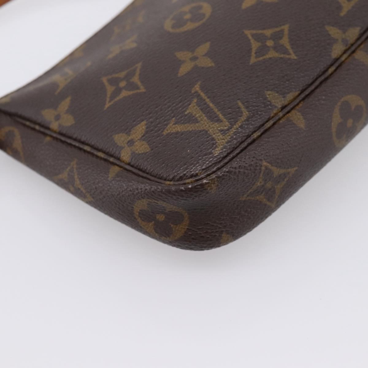 LOUIS VUITTON Monogram Pochette Accessoires Pouch M51980 LV Auth 206355