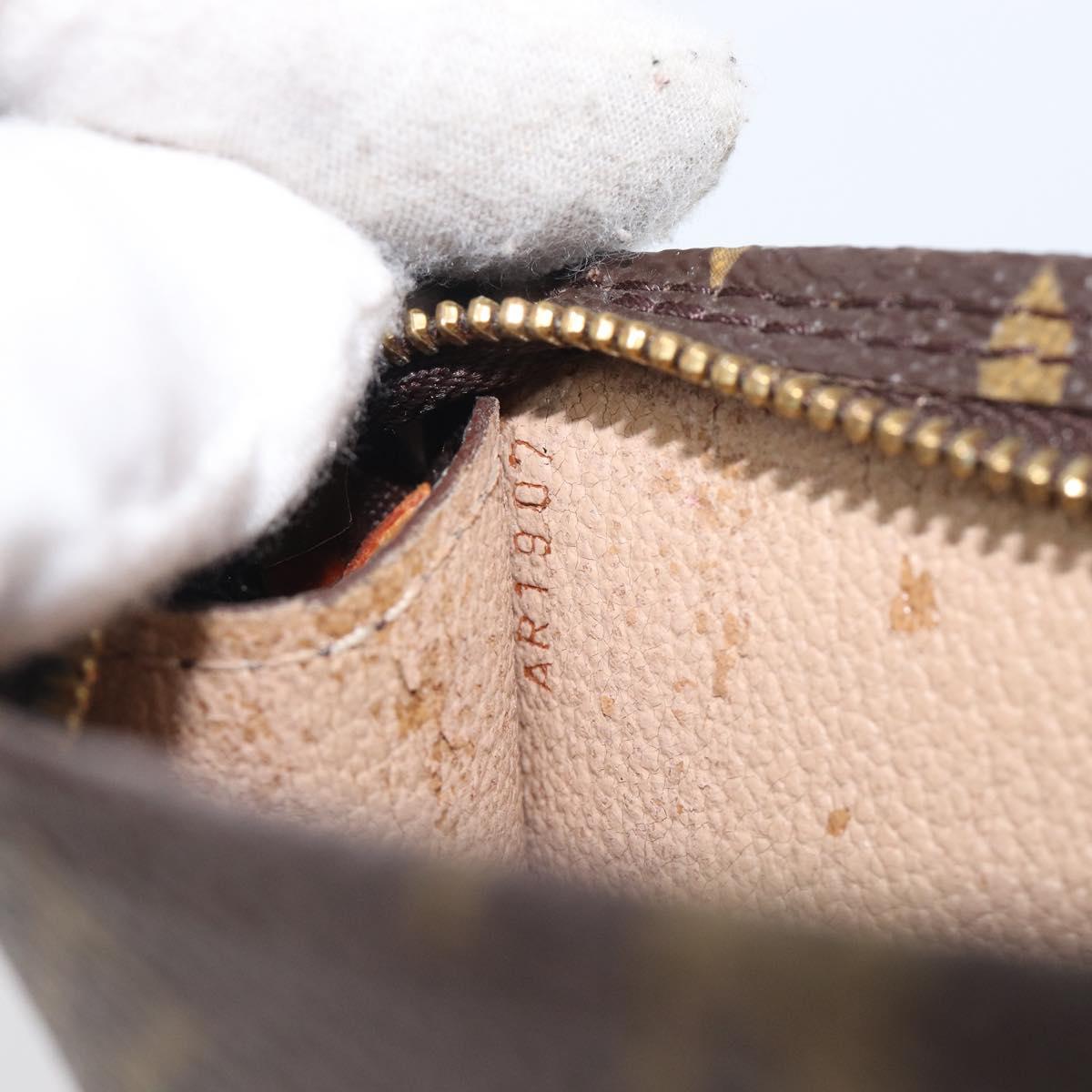 LOUIS VUITTON Monogram Bucket GM Pouch Accessory Pouch LV Auth 206616