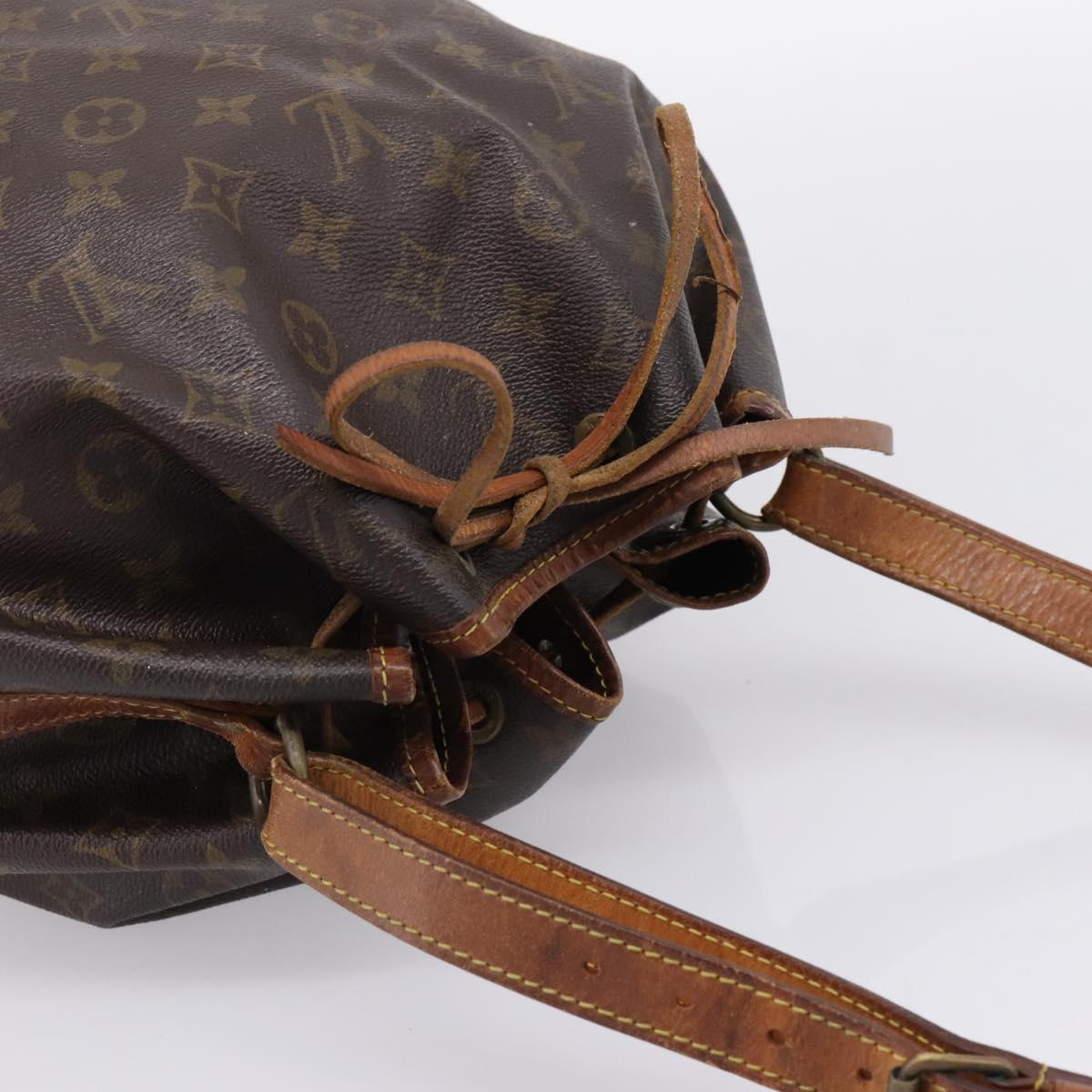 LOUIS VUITTON Monogram Petit Noe Shoulder Bag M42226 LV Auth 206621