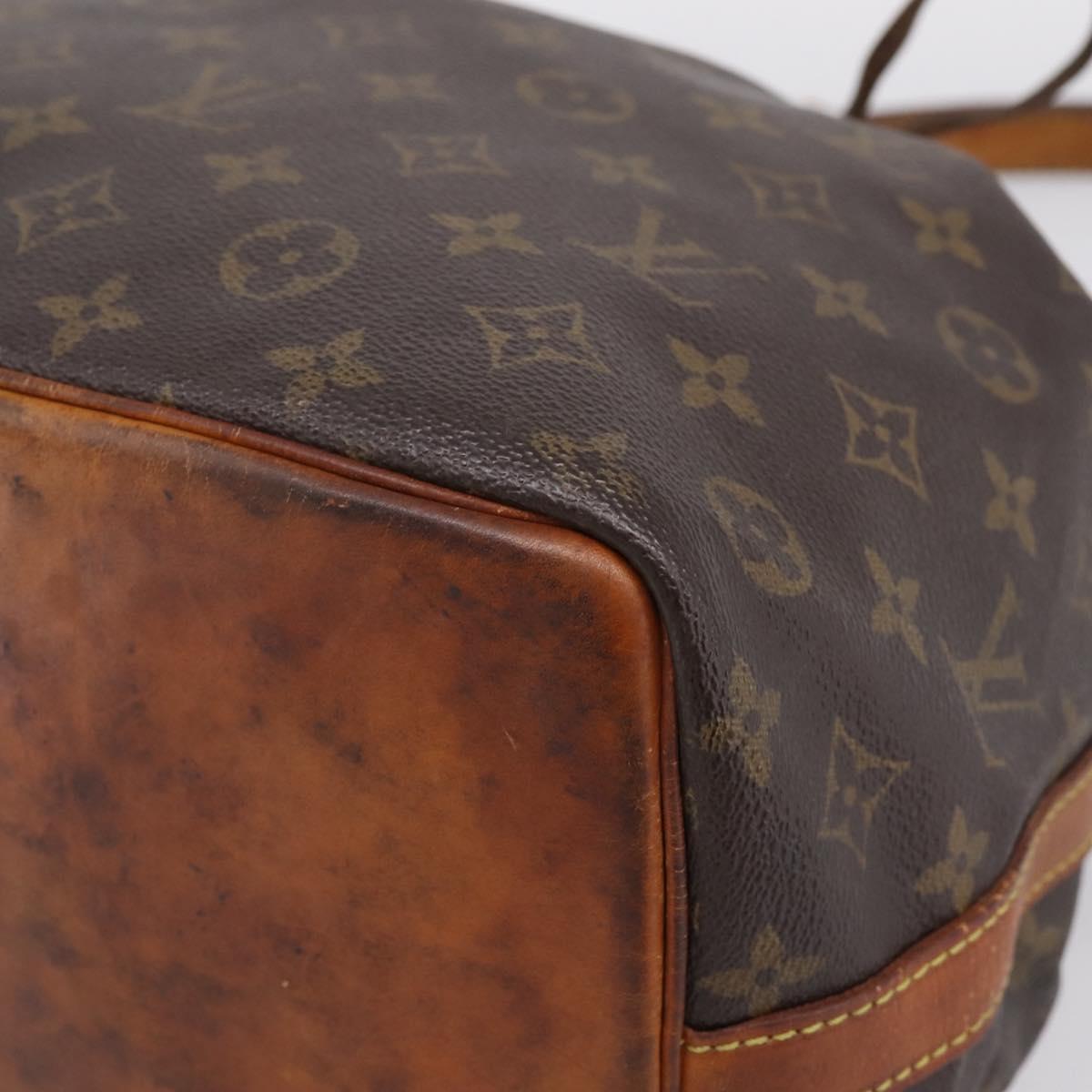 LOUIS VUITTON Monogram Petit Noe Shoulder Bag M42226 LV Auth 206659