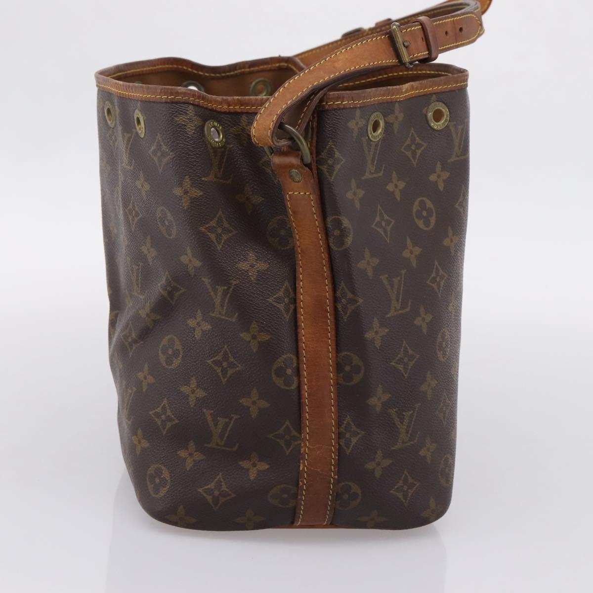 LOUIS VUITTON Monogram Petit Noe Shoulder Bag M42226 LV Auth 206692