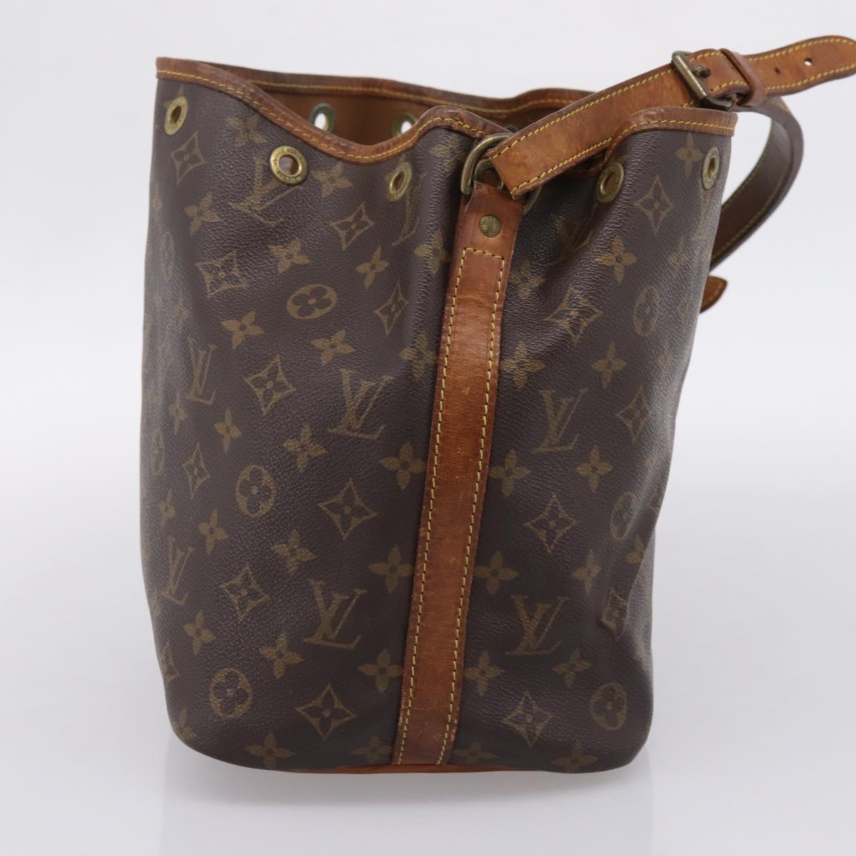 LOUIS VUITTON Monogram Petit Noe Shoulder Bag M42226 LV Auth 206692