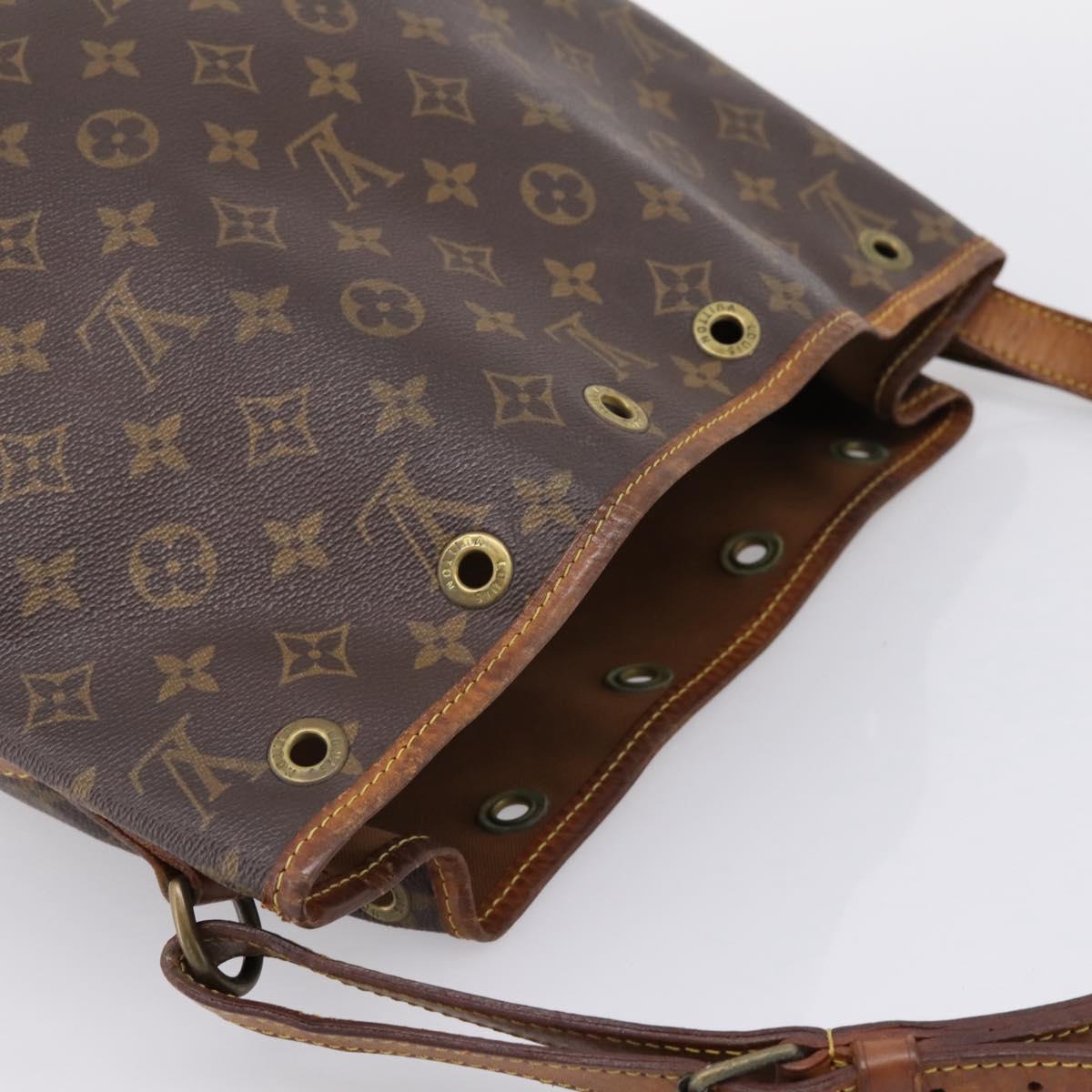 LOUIS VUITTON Monogram Petit Noe Shoulder Bag M42226 LV Auth 206692