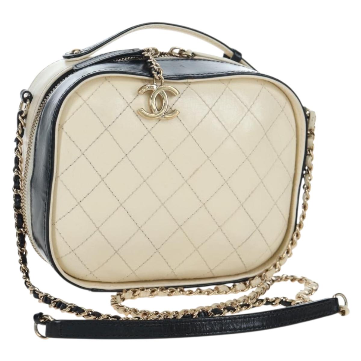 CHANEL Matelasse Vanity Chain Bag Leather 2way White Gold CC Auth 206845A