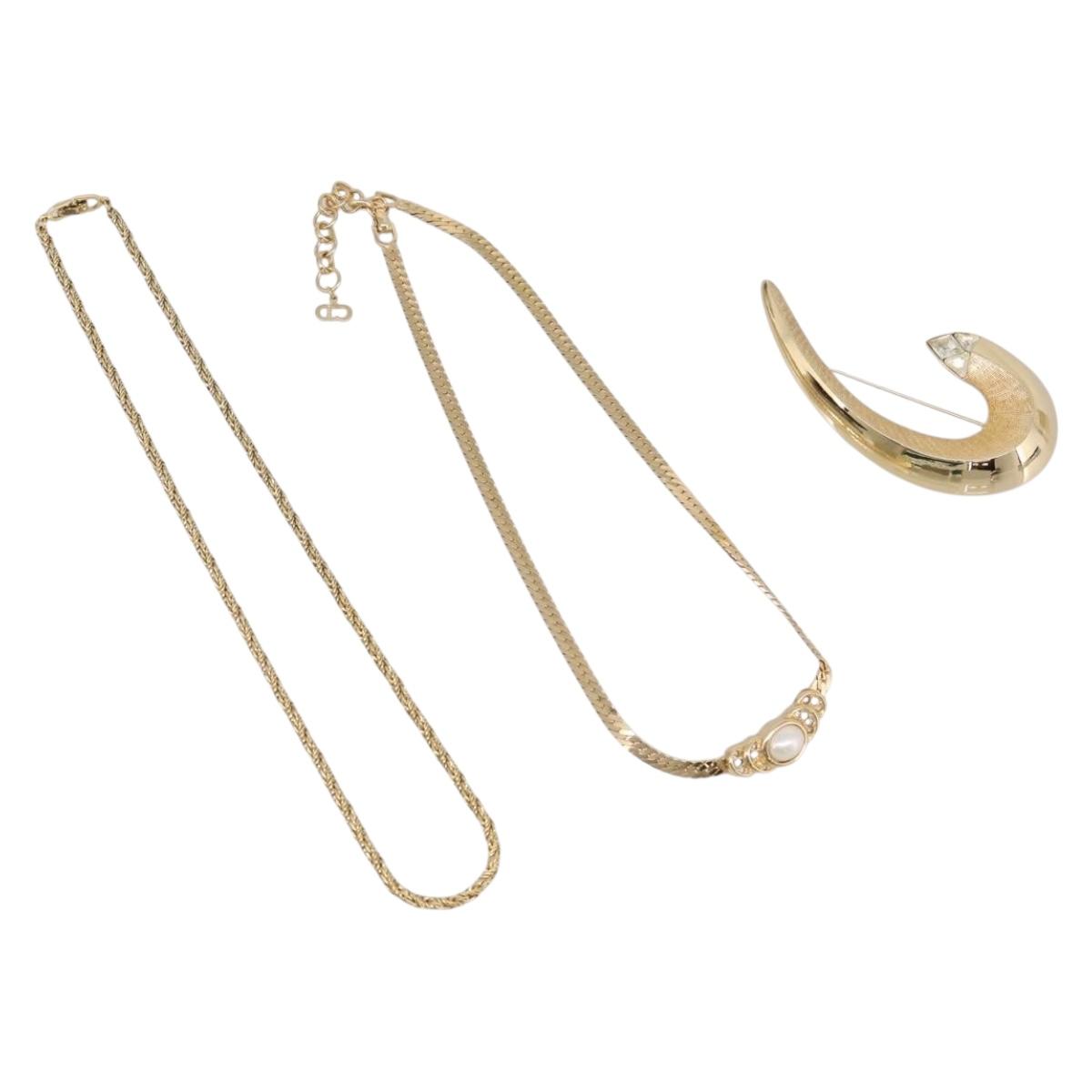 Christian Dior Brooch Necklace Metal 3 Set Gold Tone Auth 206852
