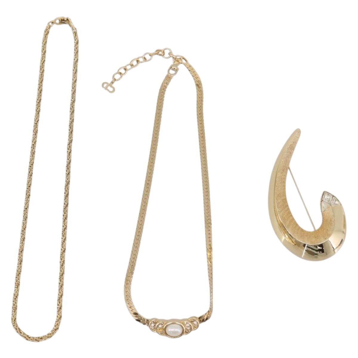 Christian Dior Brooch Necklace Metal 3 Set Gold Tone Auth 206852