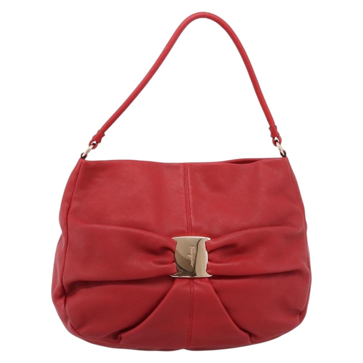 Salvatore Ferragamo Vala Shoulder Bag Leather Red Gold Auth 206910A