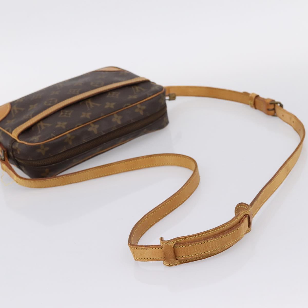 LOUIS VUITTON Monogram Trocadero 23 Shoulder Bag M51276 LV Auth 206911