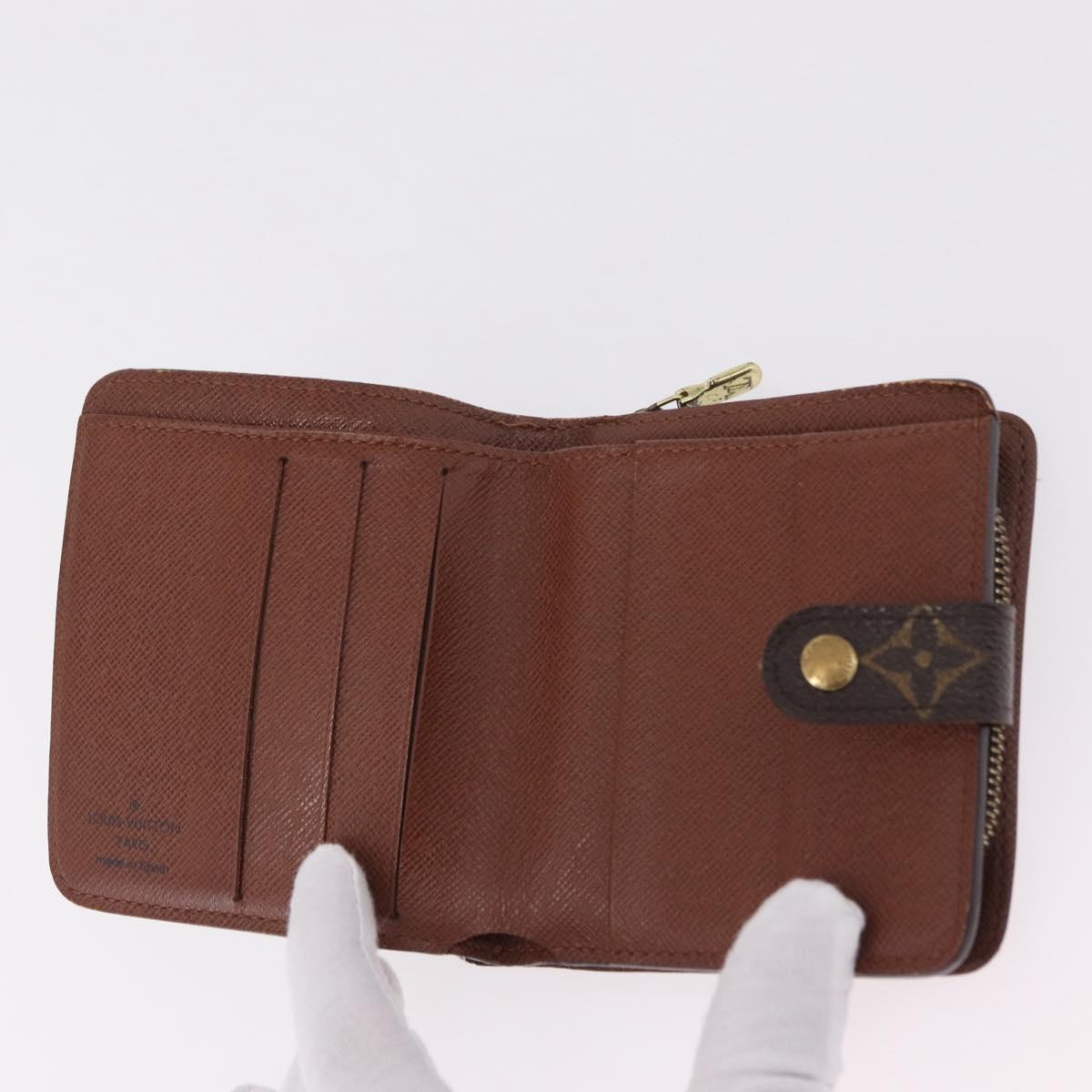 LOUIS VUITTON Monogram Compact Zip Wallet M61667 LV Auth 206938