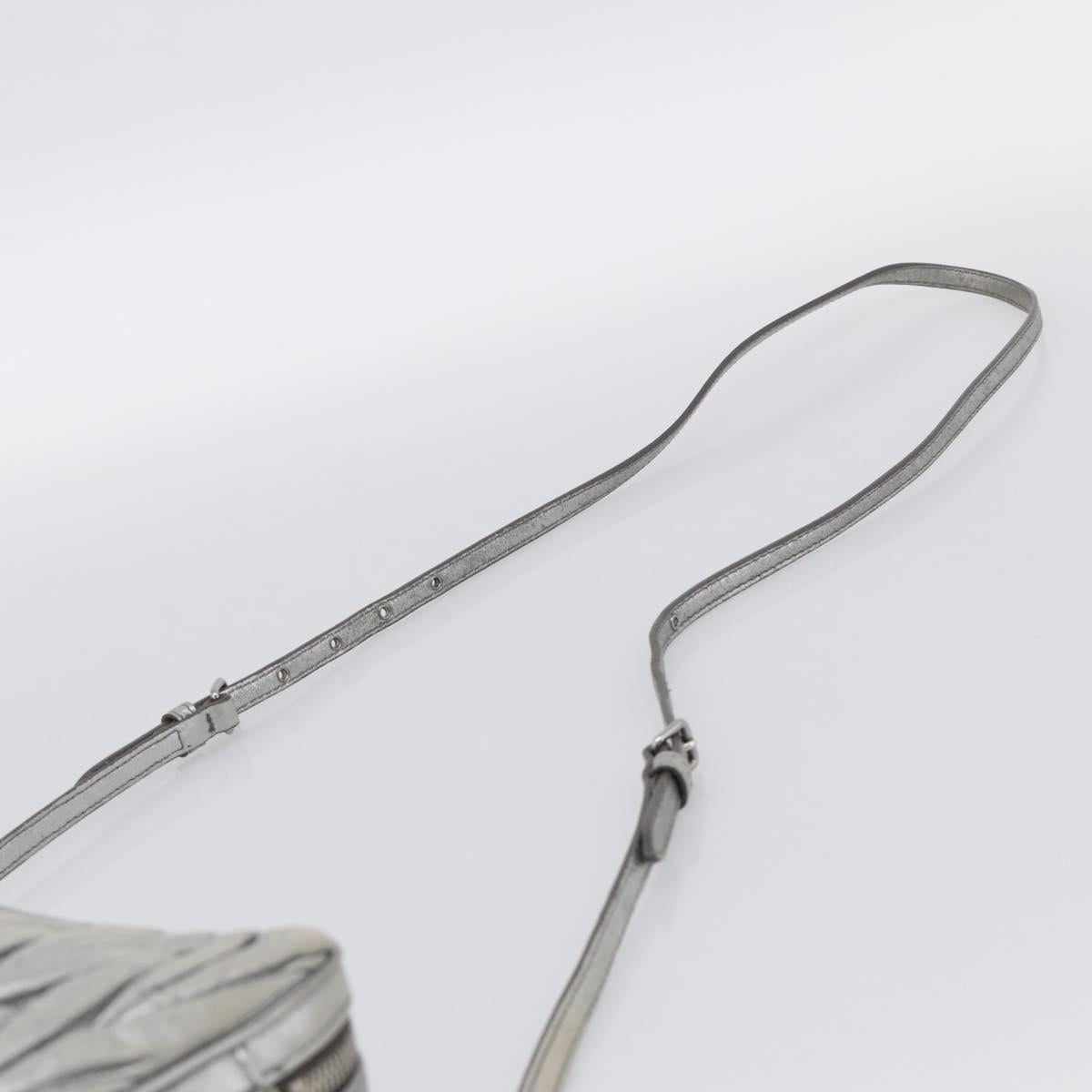 Miu Miu Matelasse Shoulder Bag Leather Silver Auth 206966A