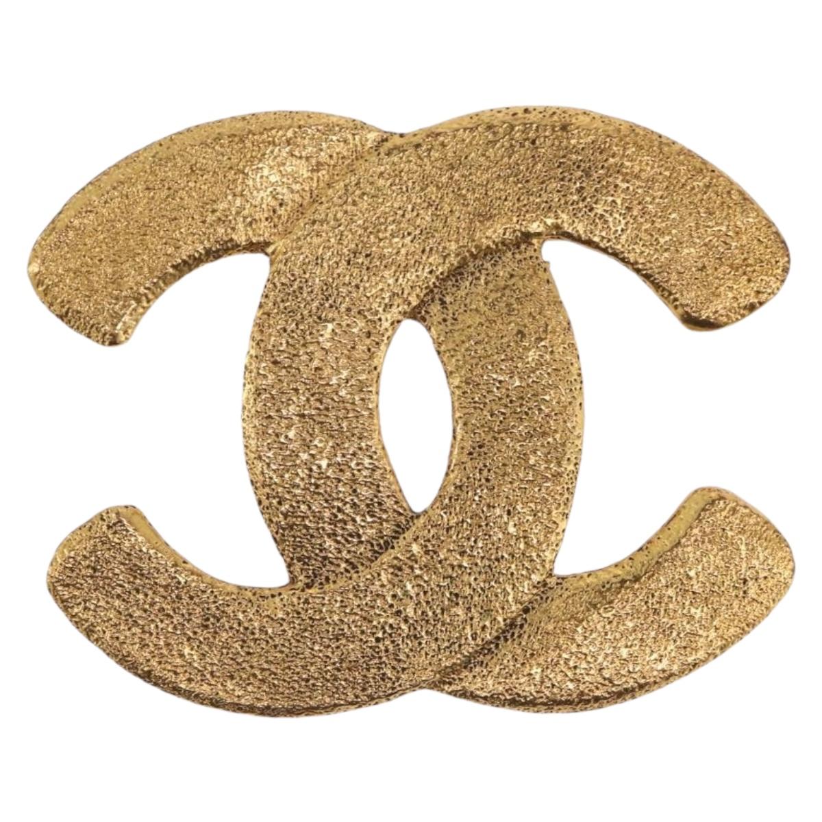 CHANEL COCO Mark Brooch metal Gold CC Auth 207082V