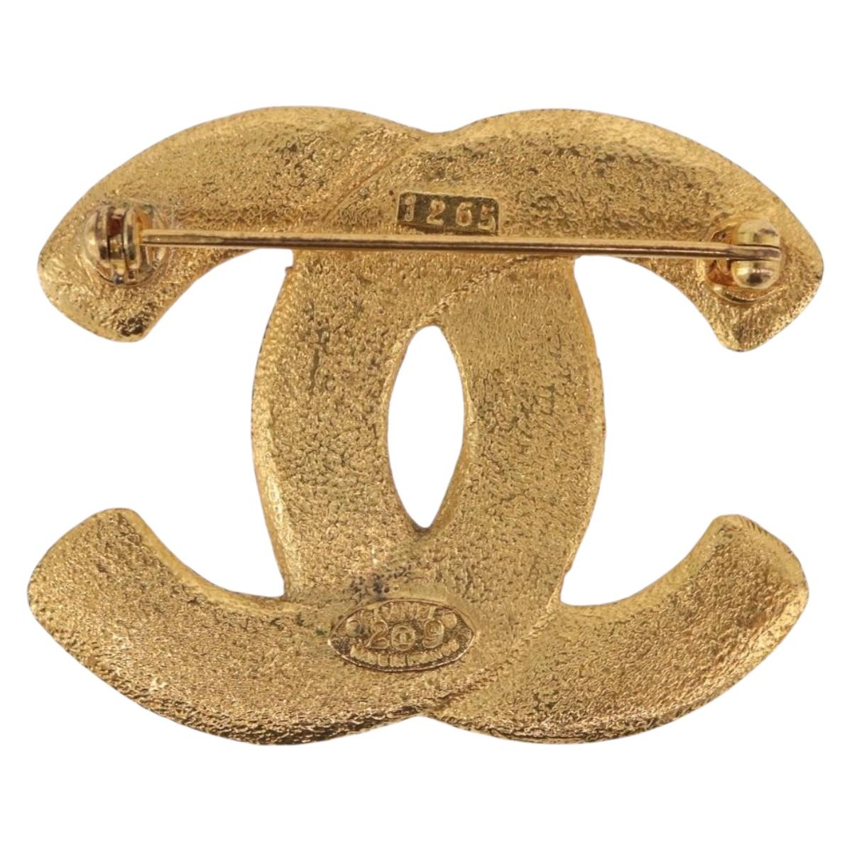 CHANEL COCO Mark Brooch metal Gold CC Auth 207082V
