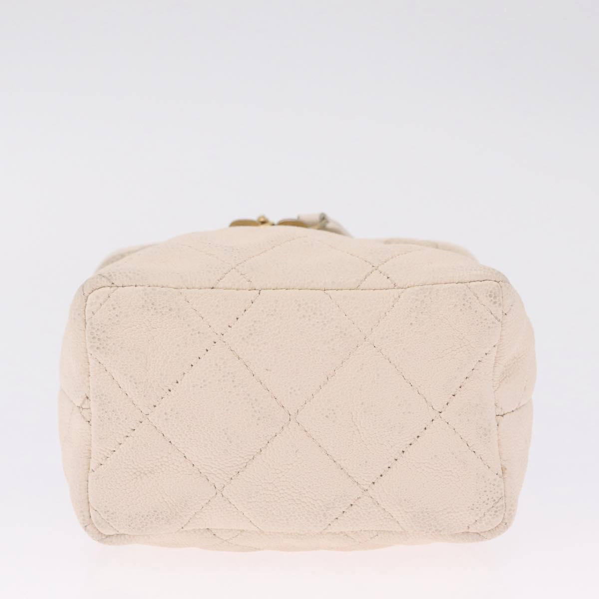 CHANEL Matelasse Vanity Chain Shoulder Pouch Caviar Skin White CC Auth 207090V