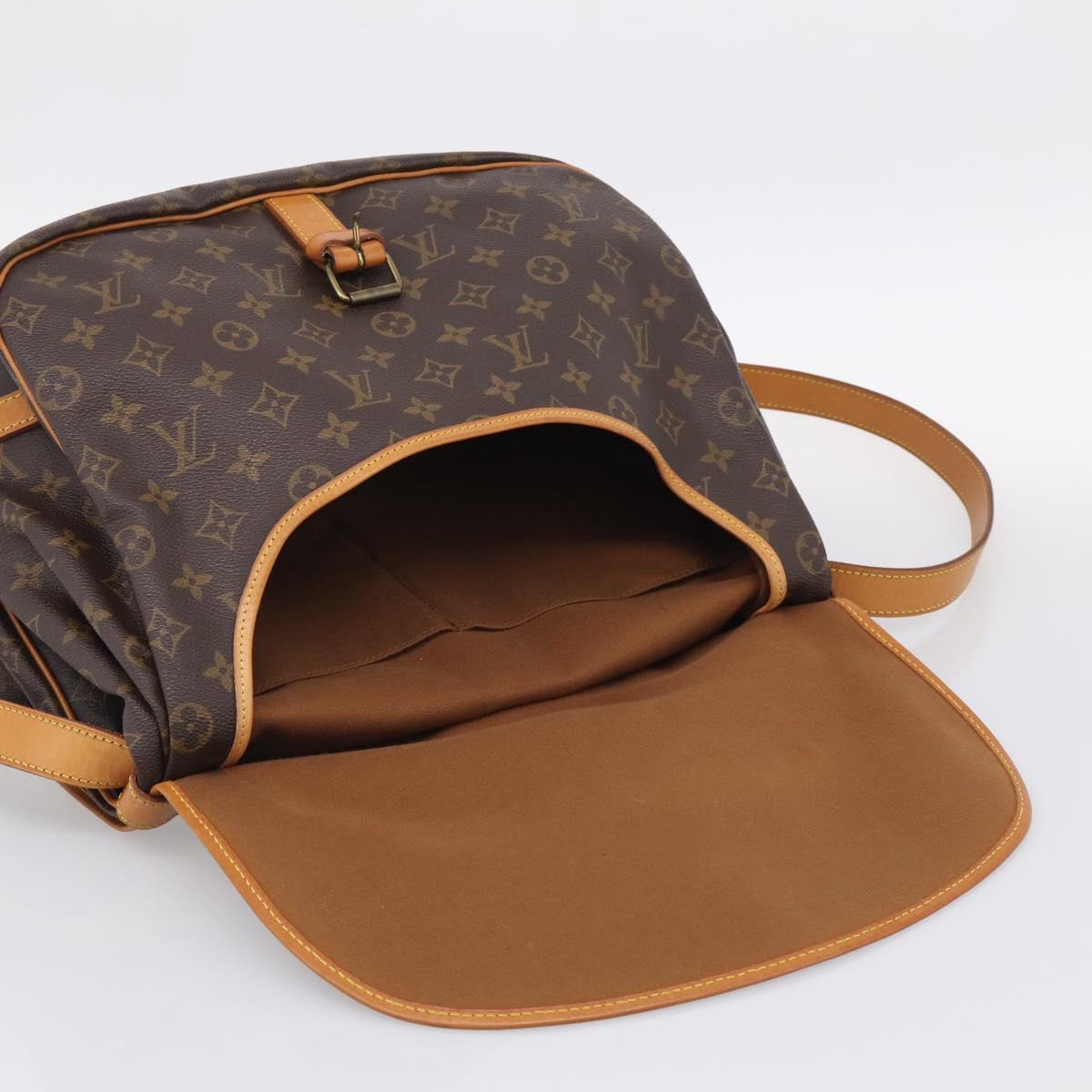 LOUIS VUITTON Monogram Saumur 35 Shoulder Bag M42254 LV Auth 207125V