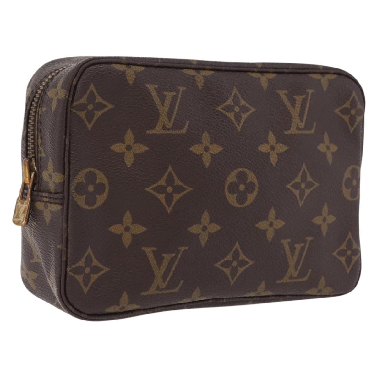 LOUIS VUITTON Monogram Trousse Toilette 18 Pouch M47526 LV Auth 207164