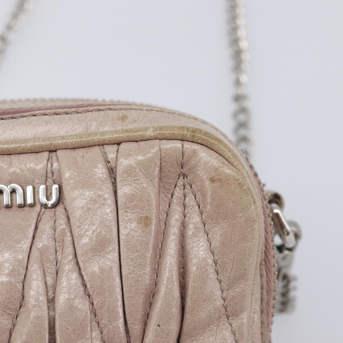 Miu Miu Matelasse Chain Shoulder Bag Leather Beige Silver Auth 207225A