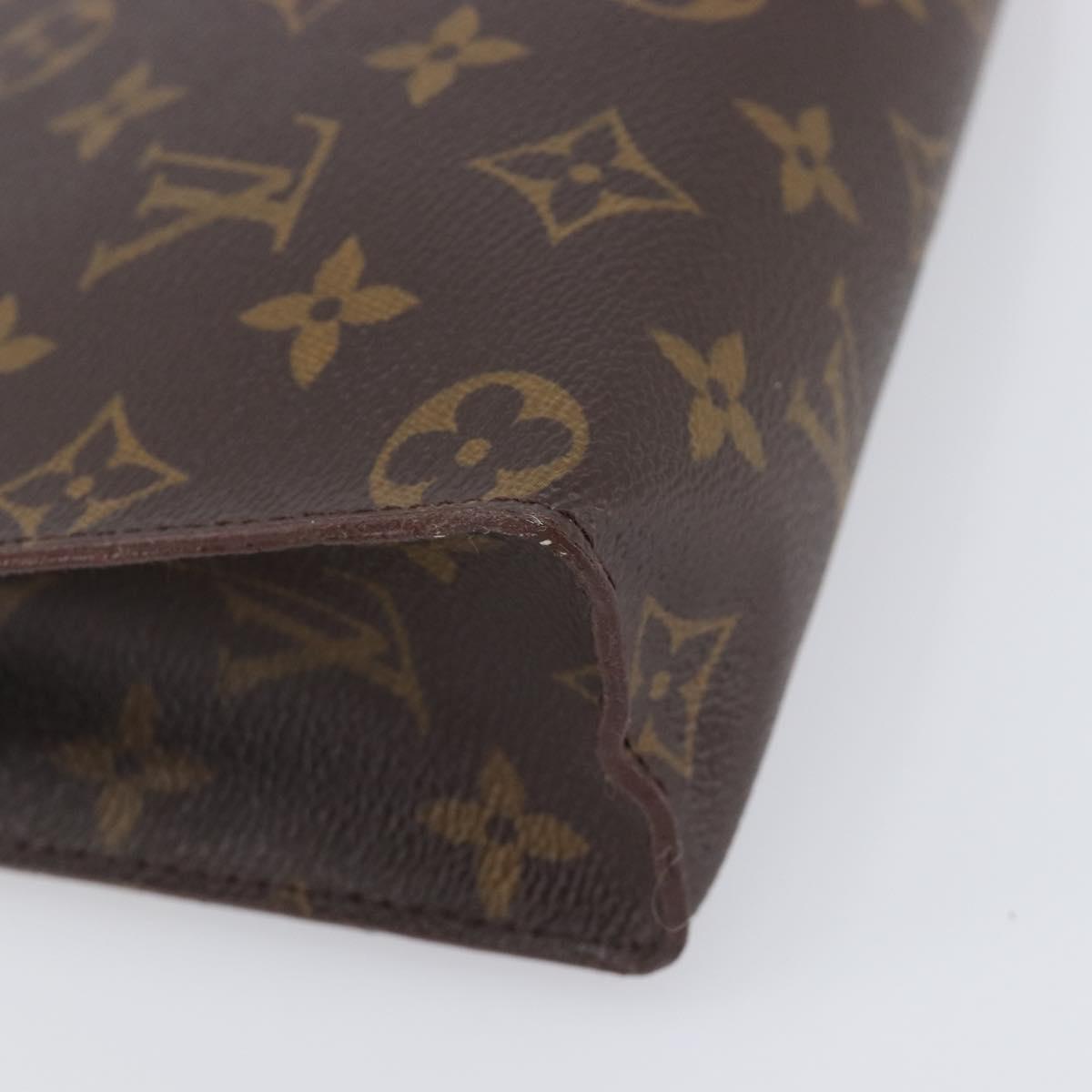 LOUIS VUITTON Monogram Poche Toilette 26 Pouch M47542 LV Auth 207402A