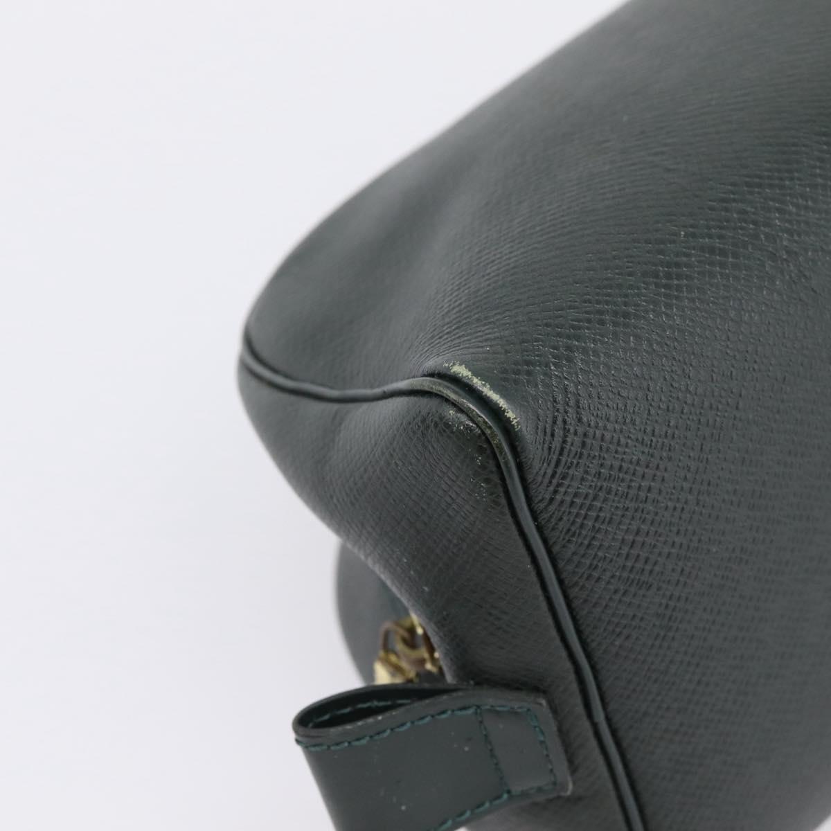 LOUIS VUITTON Taiga Trousse Toilette PM Clutch Bag Epicea M30224 LV Auth 207520