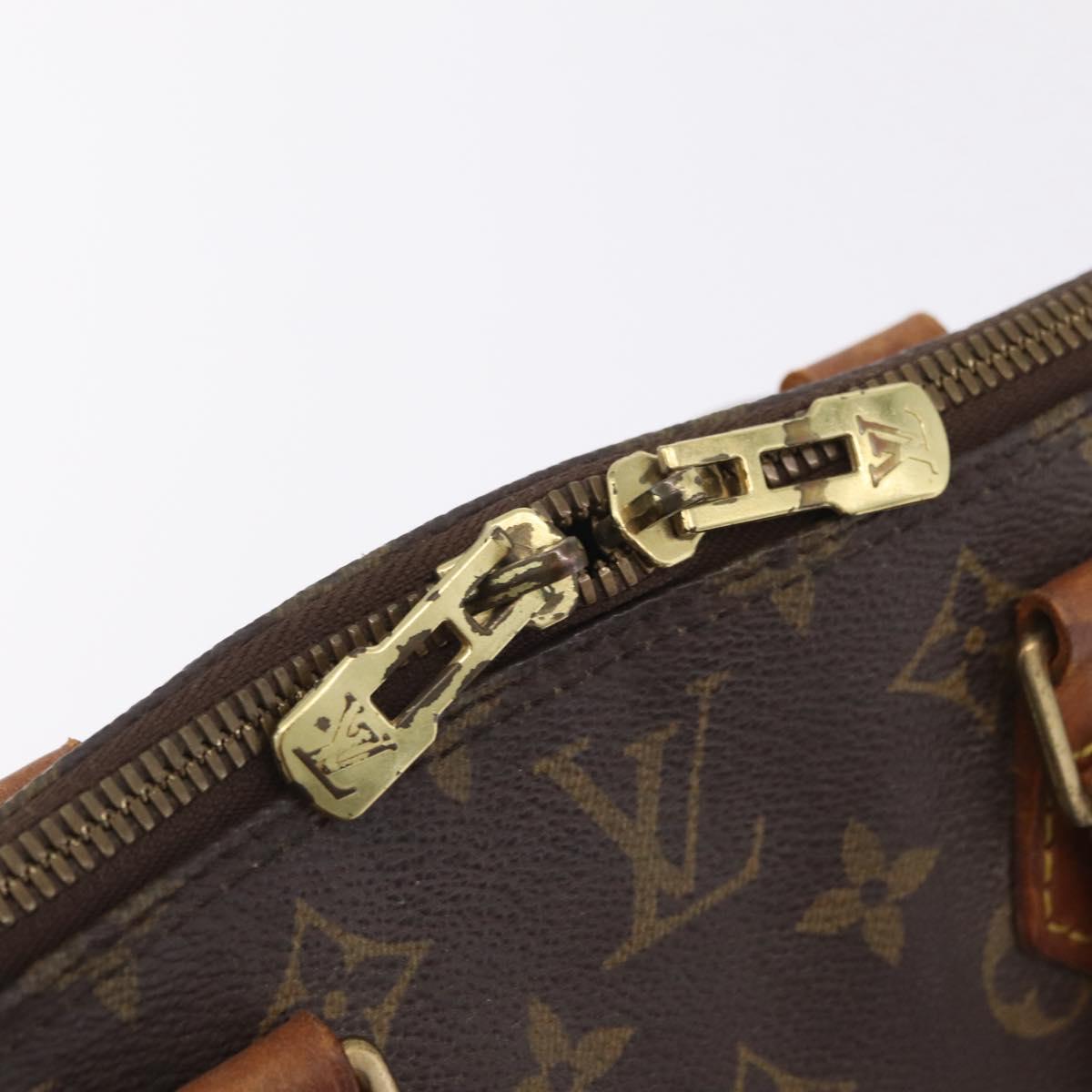 LOUIS VUITTON Monogram Alma Hand Bag M51130 LV Auth 207549