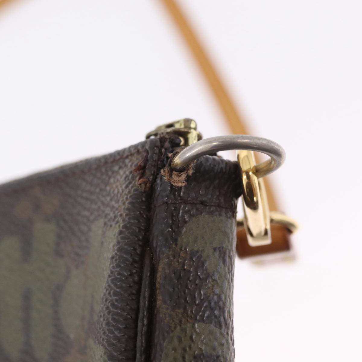 LOUIS VUITTON Monogram Graffiti Pochette Accessoires Khaki M92191 Auth 207561A
