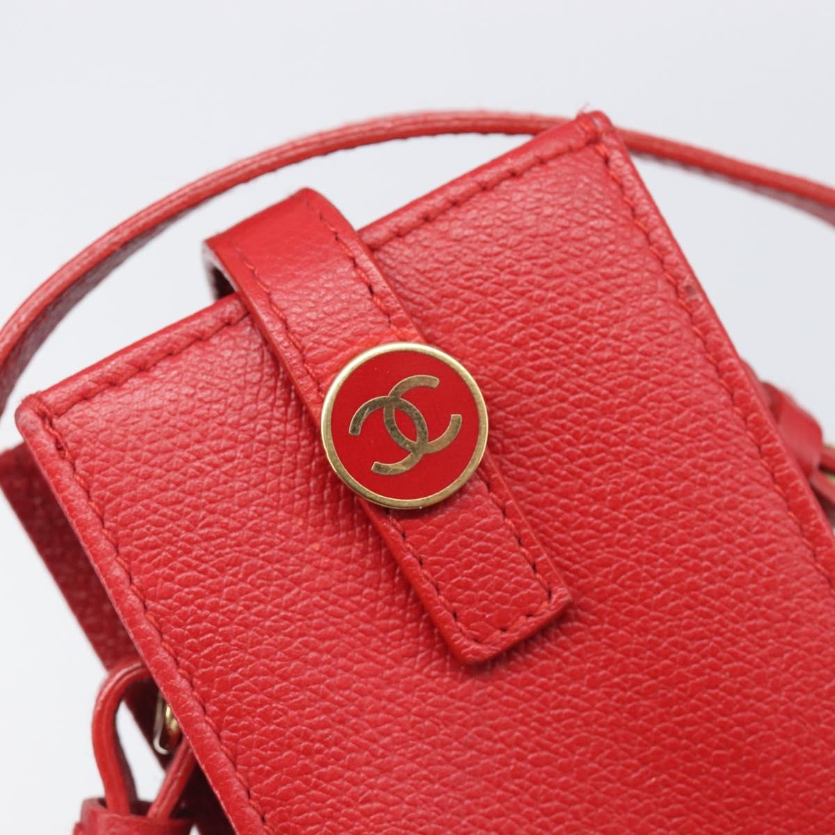 CHANEL Pouch Leather Red Gold Tone CC Auth 207567A