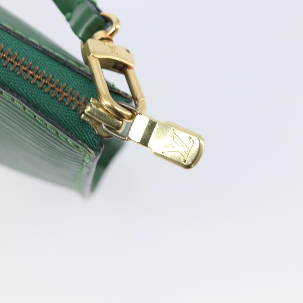 LOUIS VUITTON Epi Pochette Accessoires Pouch Green M52984 LV Auth 207642A