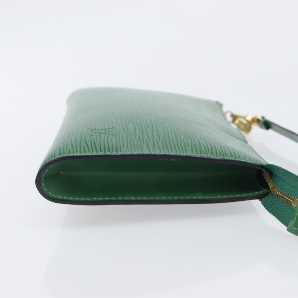 LOUIS VUITTON Epi Pochette Accessoires Pouch Green M52984 LV Auth 207642A