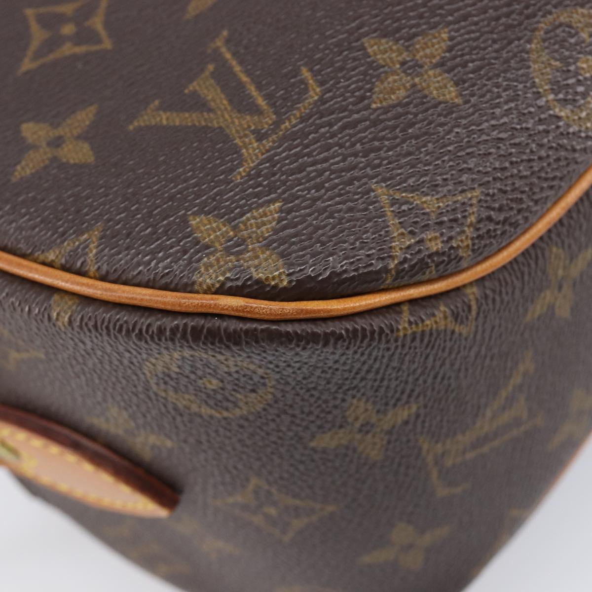 LOUIS VUITTON Monogram Blois Shoulder Bag M51221 LV Auth 207691A