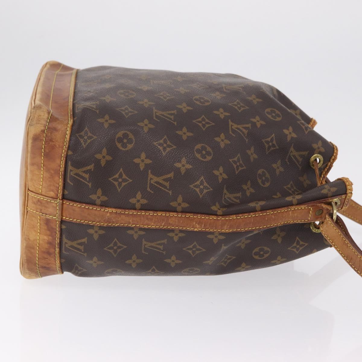 LOUIS VUITTON Monogram Noe Shoulder Bag M42224 LV Auth 207737
