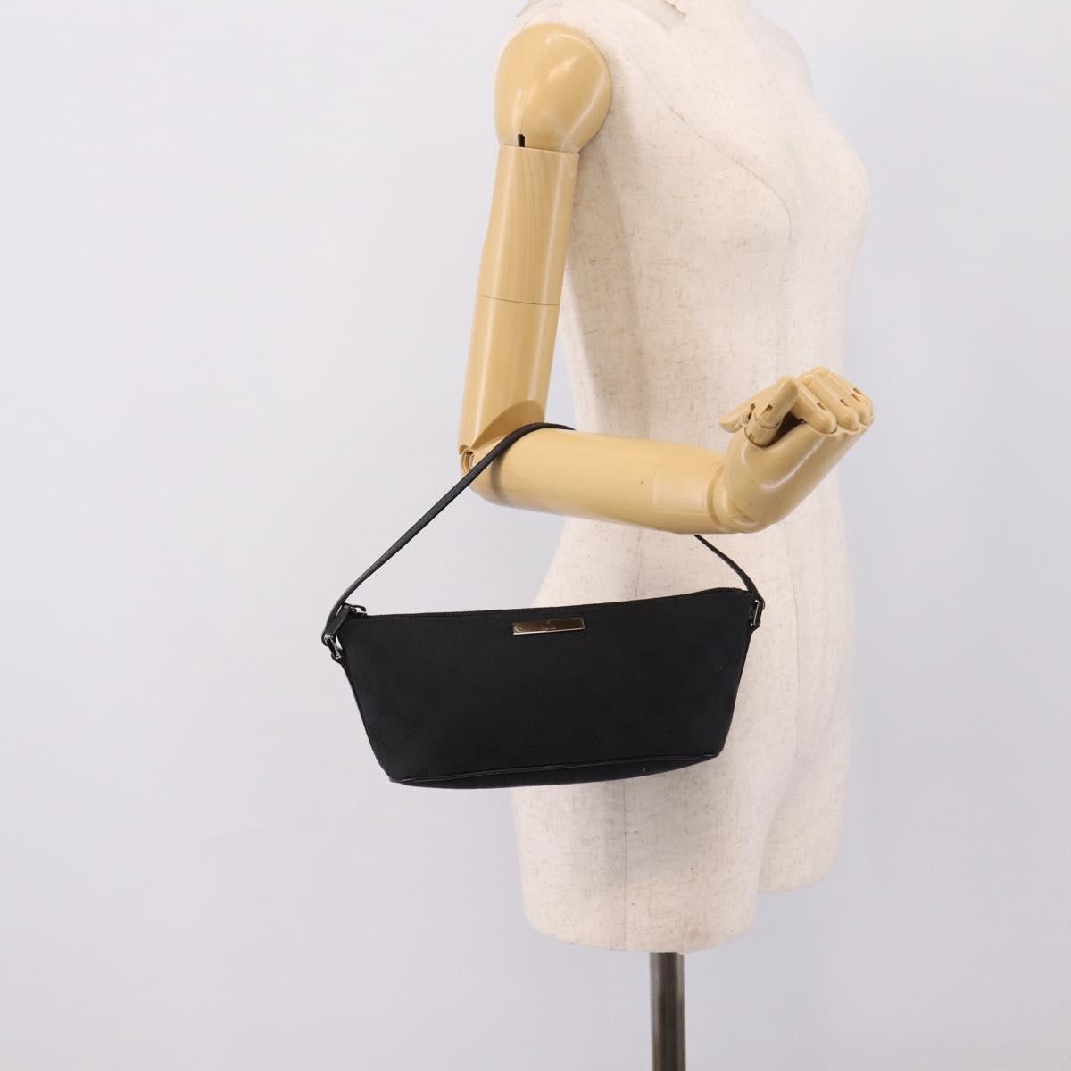 GUCCI GG Canvas Accessory Pouch Black Silver 07198 Auth 207773A