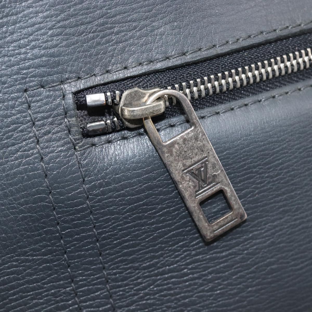 LOUIS VUITTON Utah Shawnee MM Shoulder Bag Leather Gray M94017 LV Auth 208104A