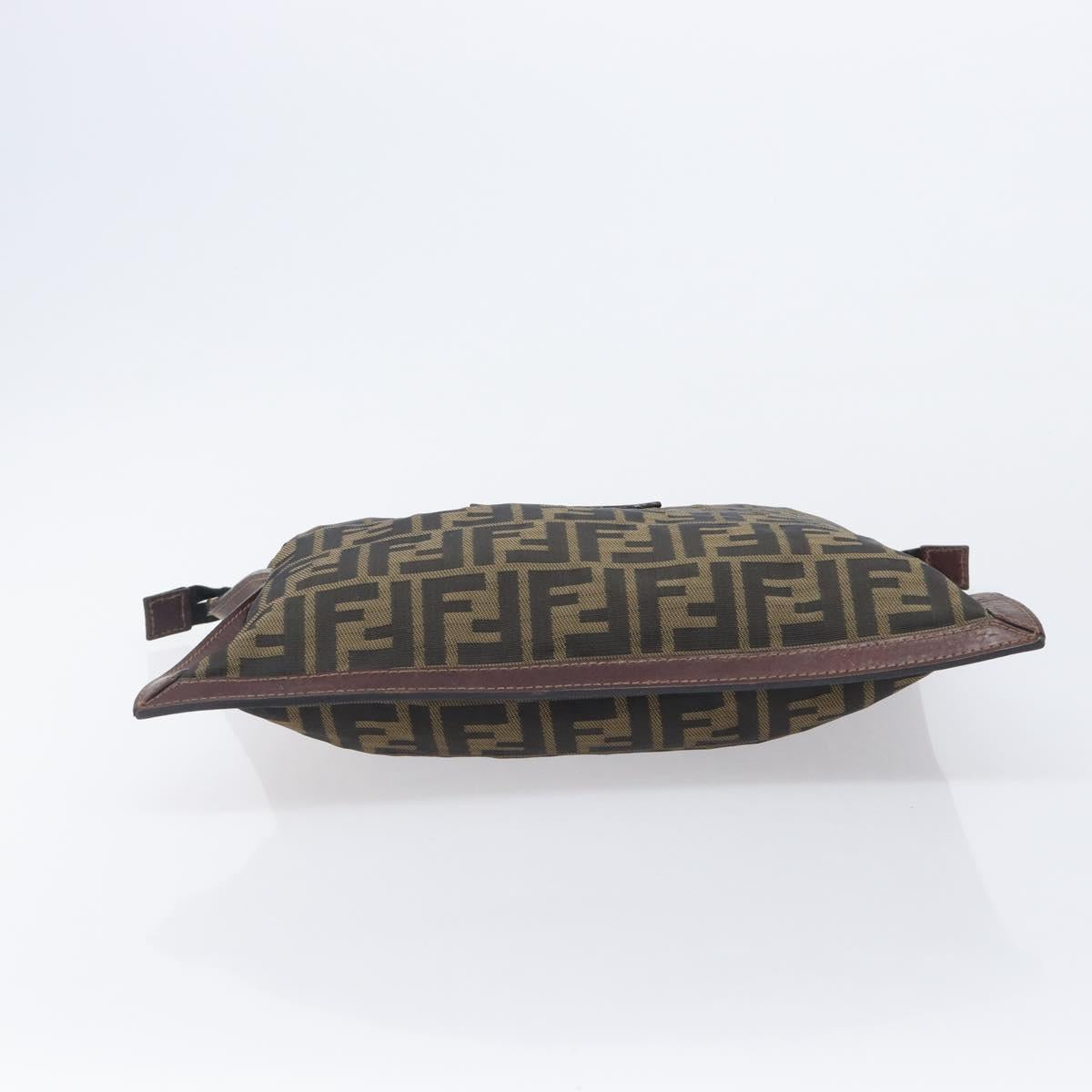 FENDI Zucca Canvas Clutch Bag Brown Gold Tone Auth 208136