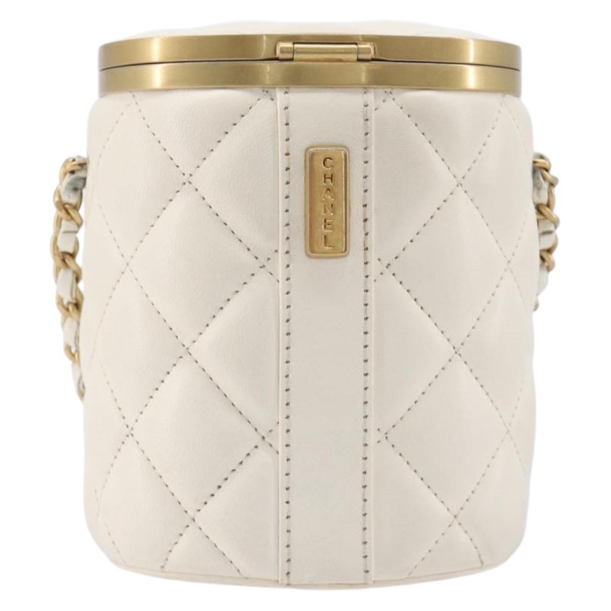CHANEL Matelasse Chain Vanity Shoulder Bag Lamb Skin Ivory Gold CC Auth 208213M