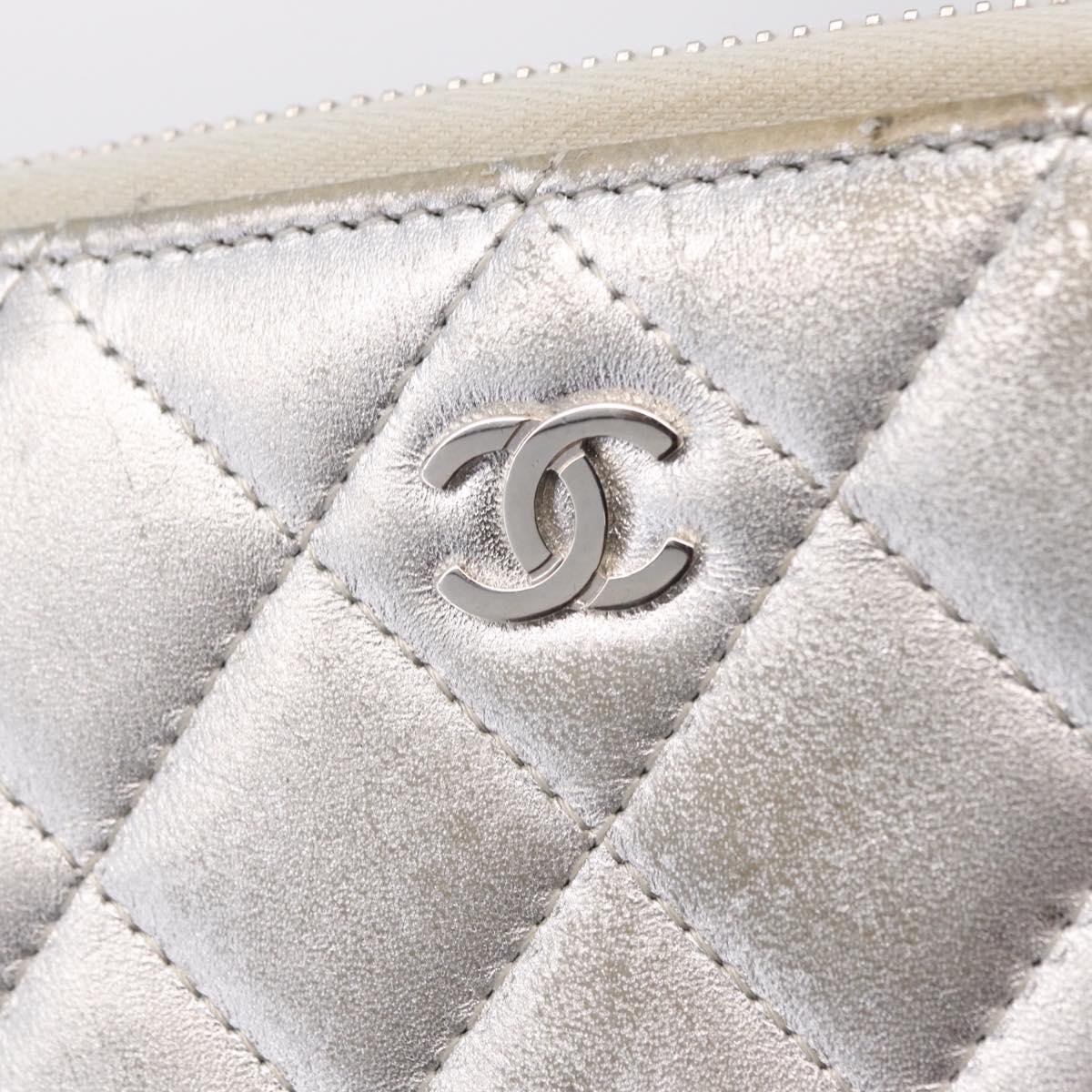CHANEL Matelasse Long Wallet Lamb Skin Silver CC Auth 208350