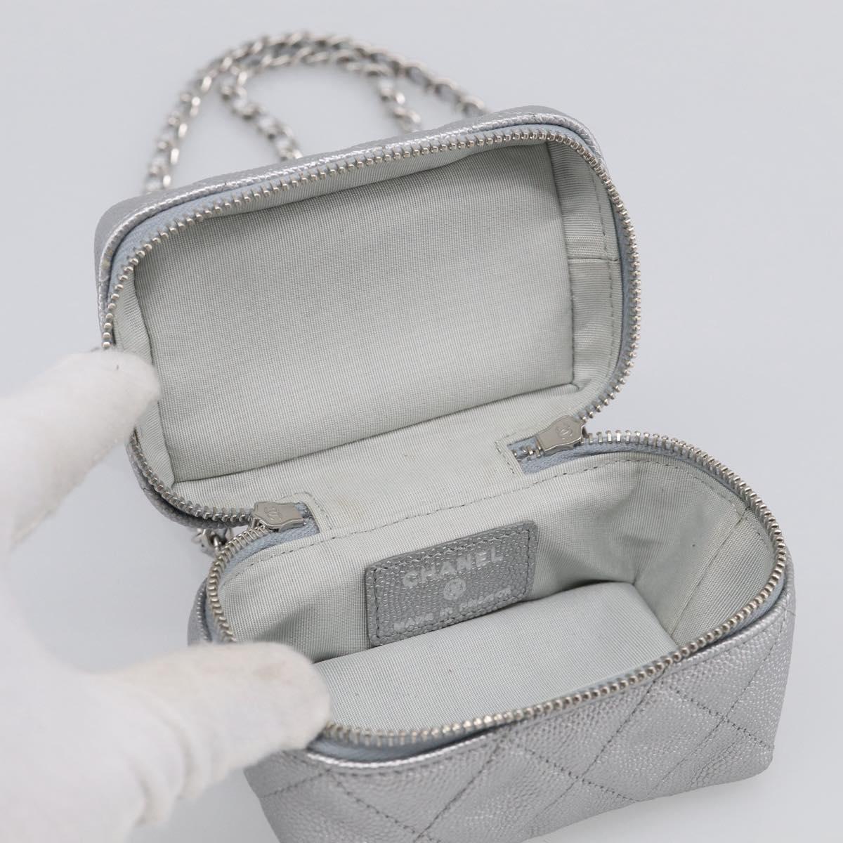 CHANEL Matelasse Chain Shoulder Vanity Pouch Caviar Skin 2way CC Auth 208451SAM